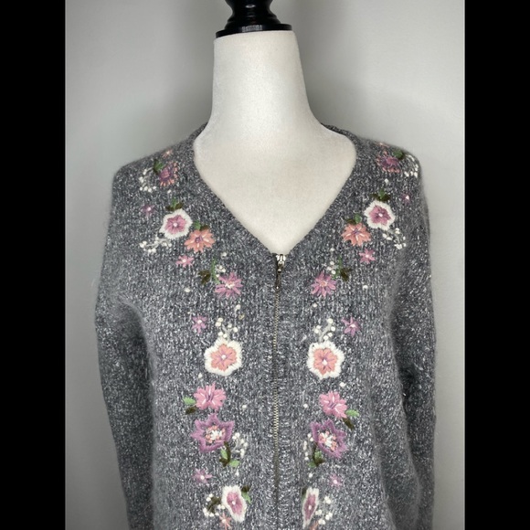 Dress Barn Embroidered Cottagecore Silk Sweater - Picture 3 of 8